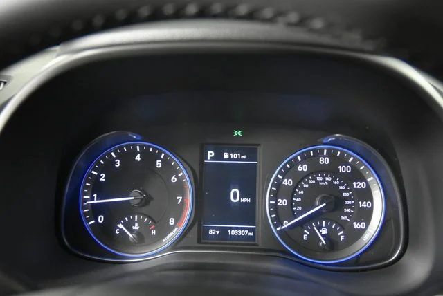 Used 2021 Black Hyundai Ultimate image 30