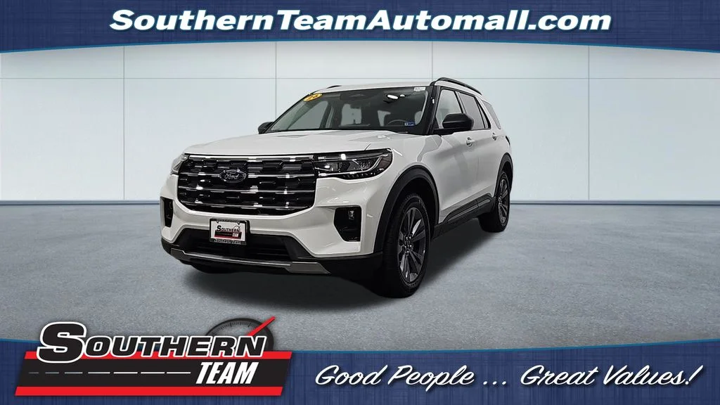 Used 2026 White Metallic Ford Active image 1