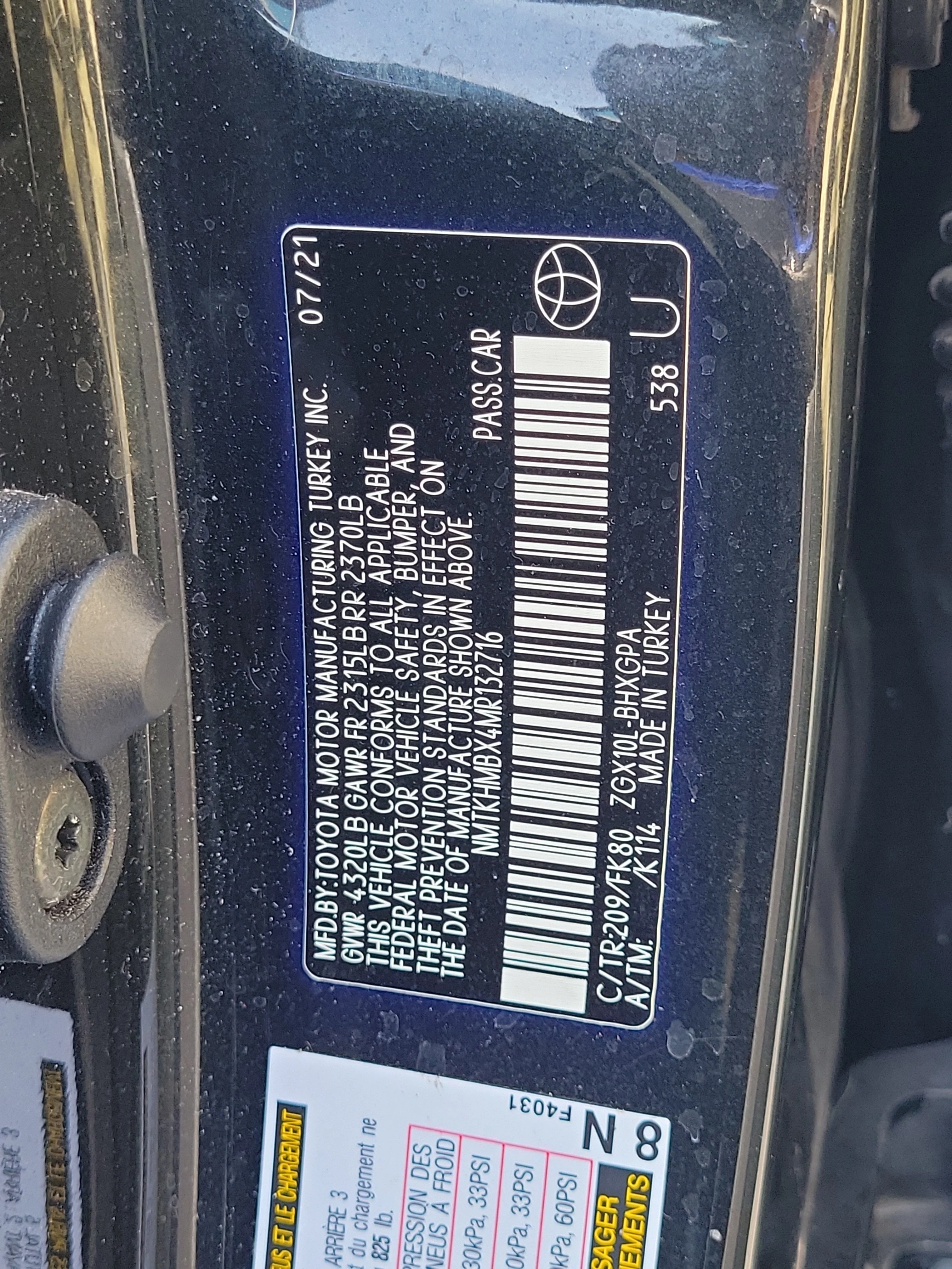 Used 2021 Black Toyota XLE image 33