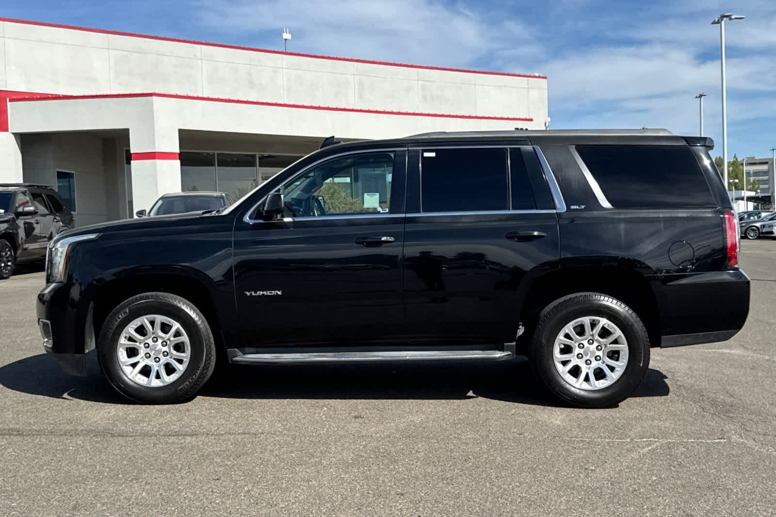 Used 2016 Onyx Black GMC SLT image 9
