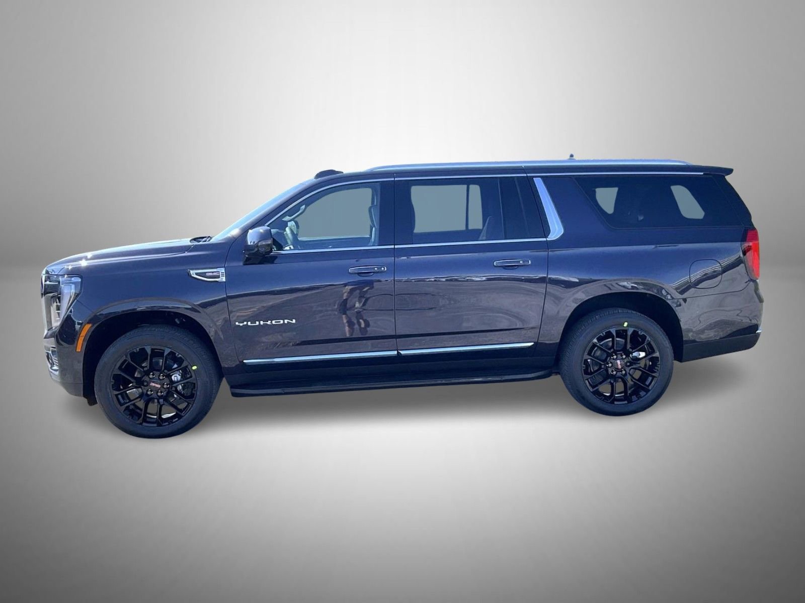 New 2026 Titanium Rush Metallic GMC Elevation image 8