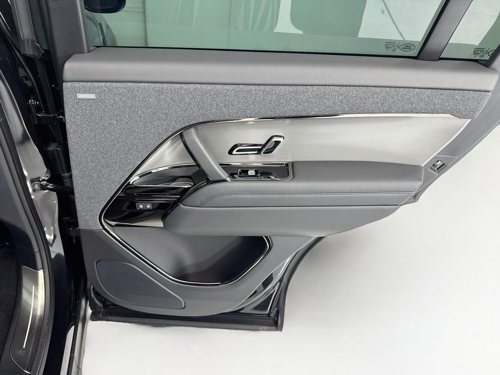 Certified Used 2026 Santorini Black Metallic Land Rover SE image 26