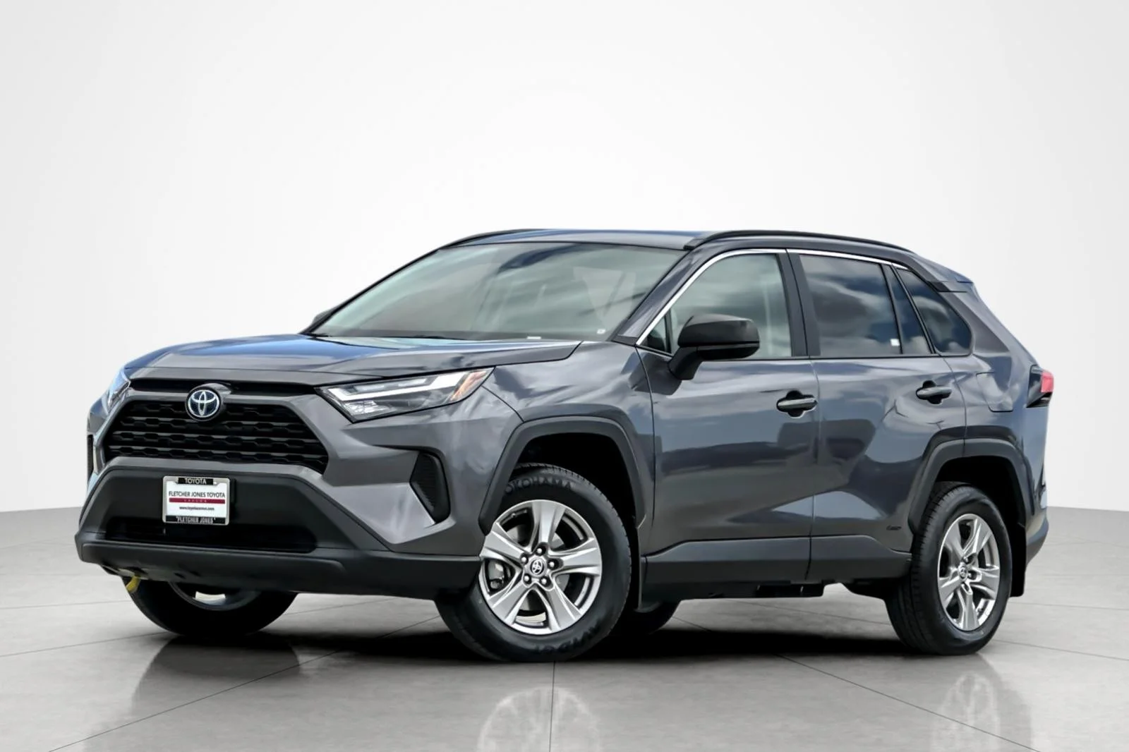 2024 Toyota RAV4 Hybrid LE AWD's photo