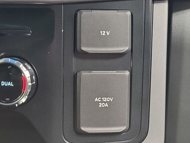 2025 Ford F-150 XLT - Photo 68