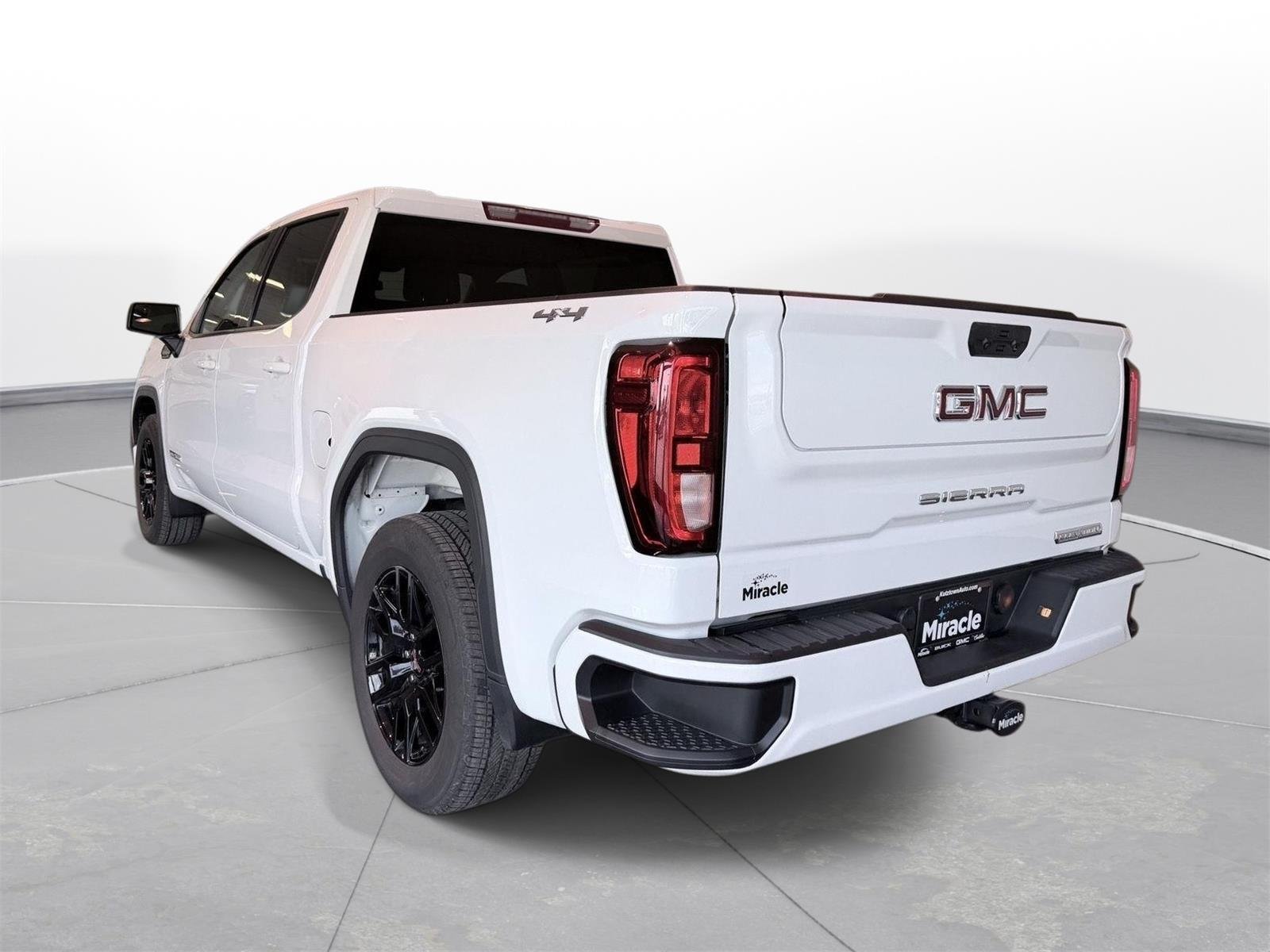 Used 2023 Summit White GMC Elevation image 5
