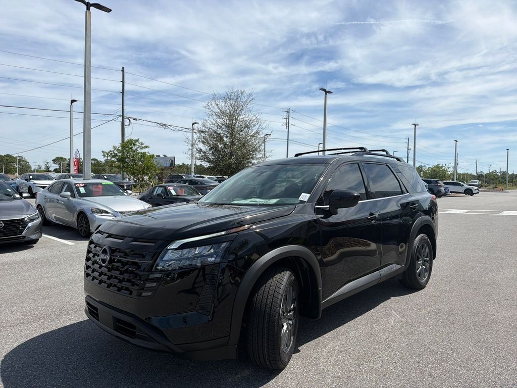 New 2026 Nissan Pathfinder SV 4D Sport Utility