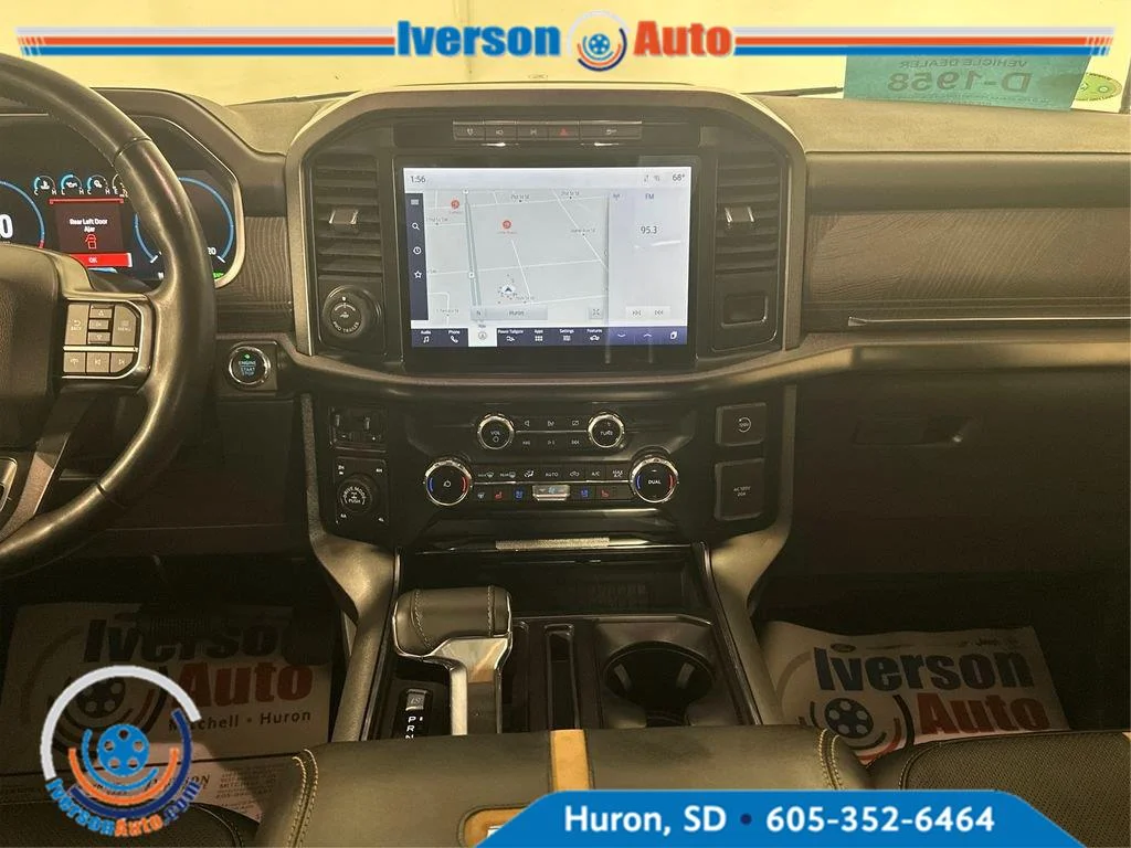 Used 2022 Star White Metallic Tri-Coat Ford Platinum image 29