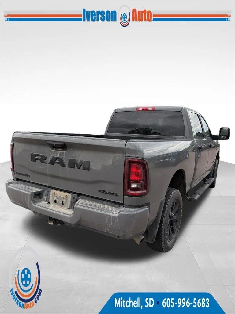 Used 2025 White Ram Big Horn image 5