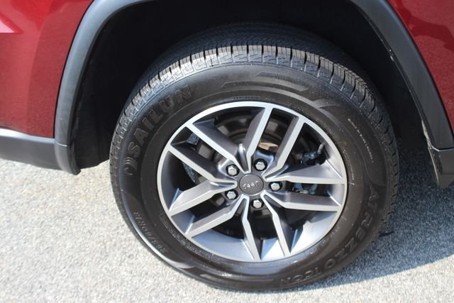 Used 2021 Red Jeep Limited image 37