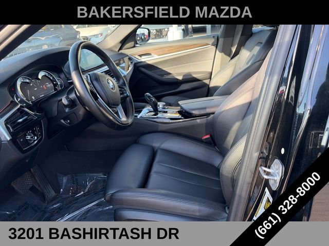 Used 2018 Black BMW 530i image 9
