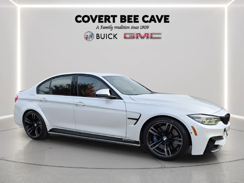 Used 2018 White BMW Base image 12