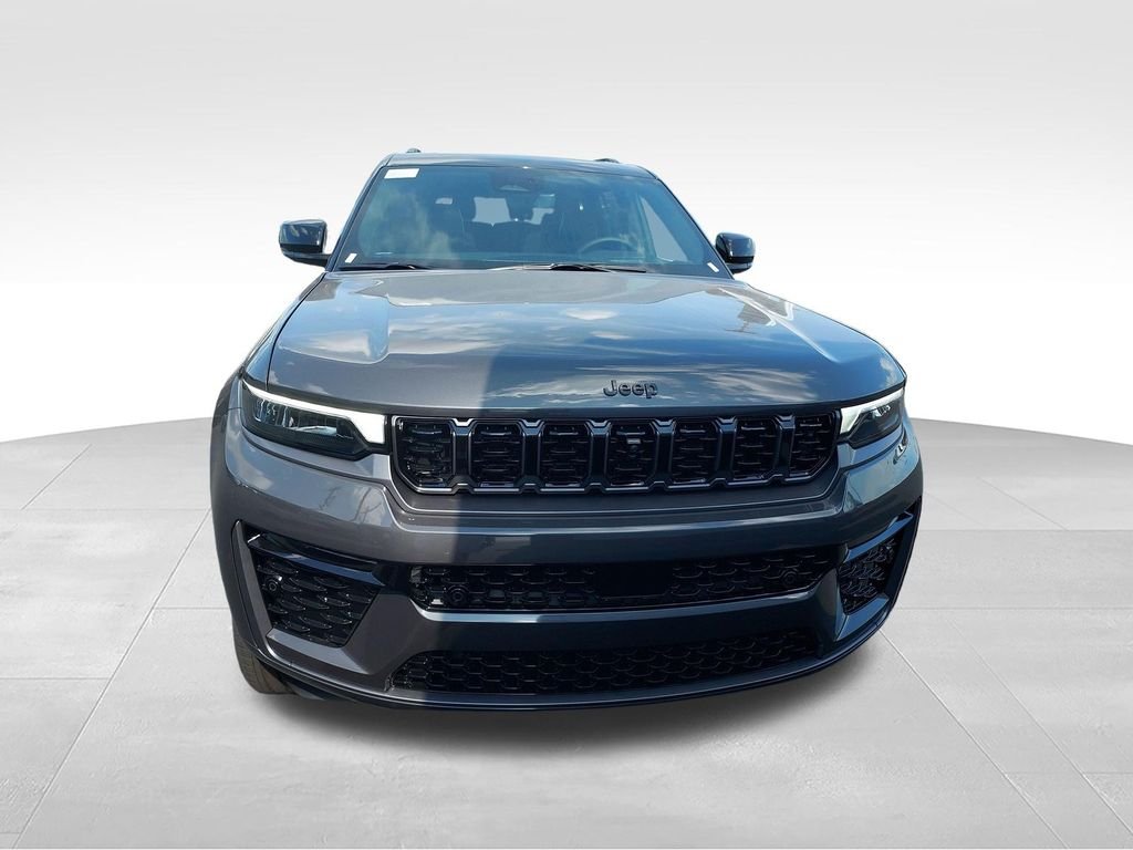 New 2026 Baltic Gray Metallic Clear-Coat Exterior Paint Jeep Summit image 9