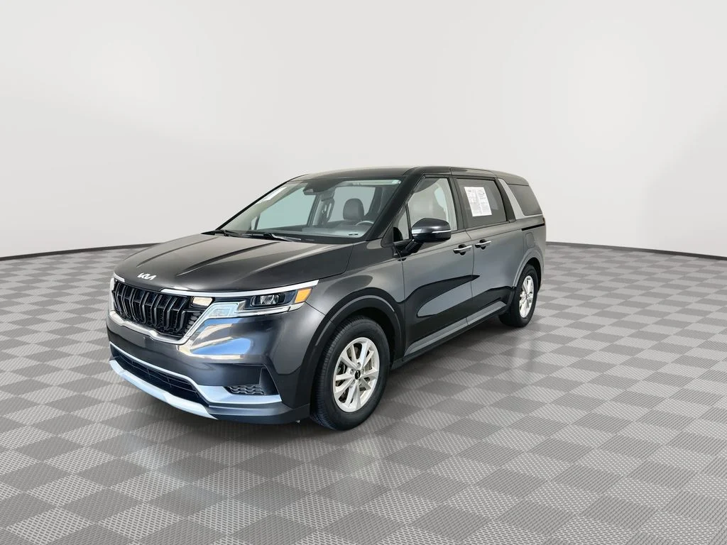 Used 2024 Gray Kia LX image 4