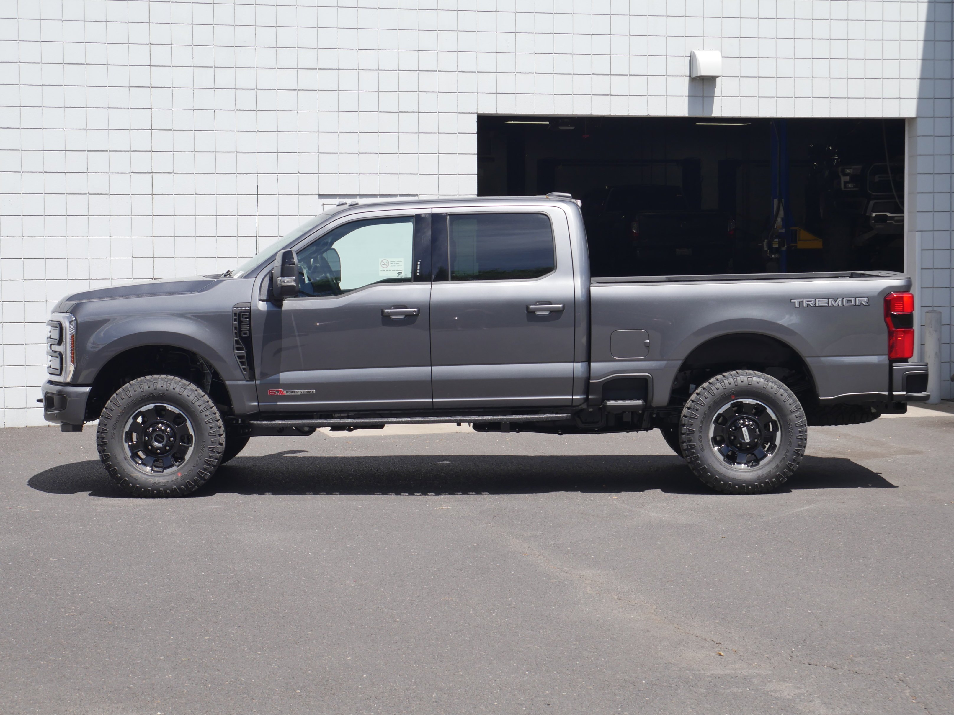 New 2026 Carbonized Gray Metallic Ford F-350® Platinum® image 20