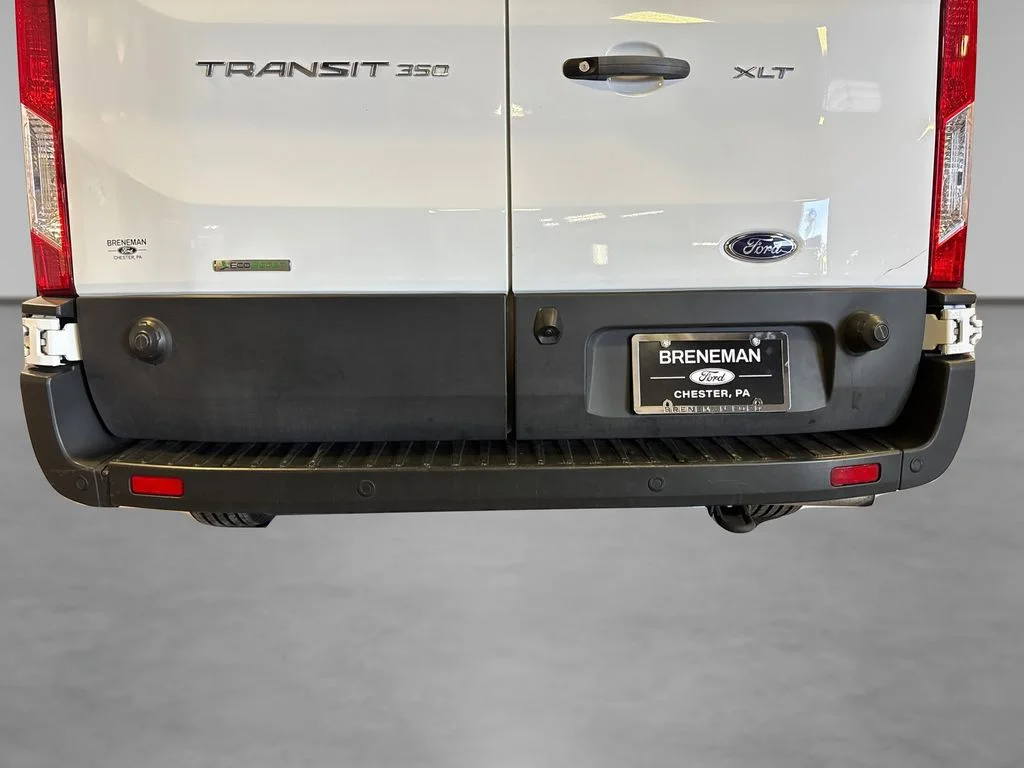 Certified Used 2024 Oxford White Ford XLT image 16