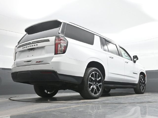 Used 2022 White Chevrolet RST image 26