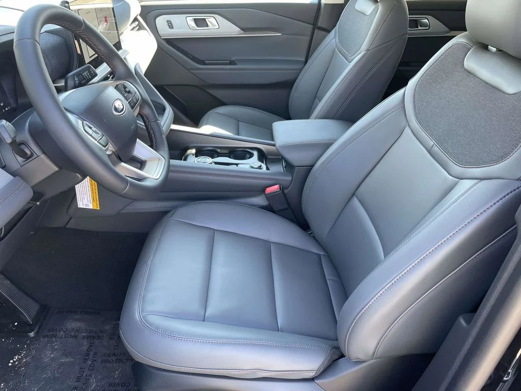 New 2026 Black Ford Active image 13
