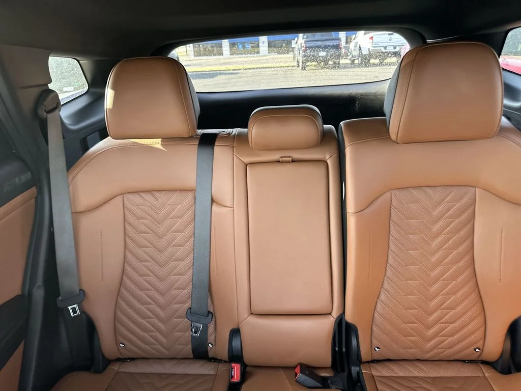 Used 2026 White Kia X-Line image 23