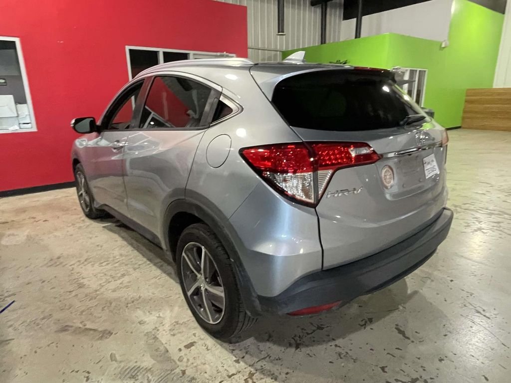 Used 2021 Silver Honda EX-L image 3
