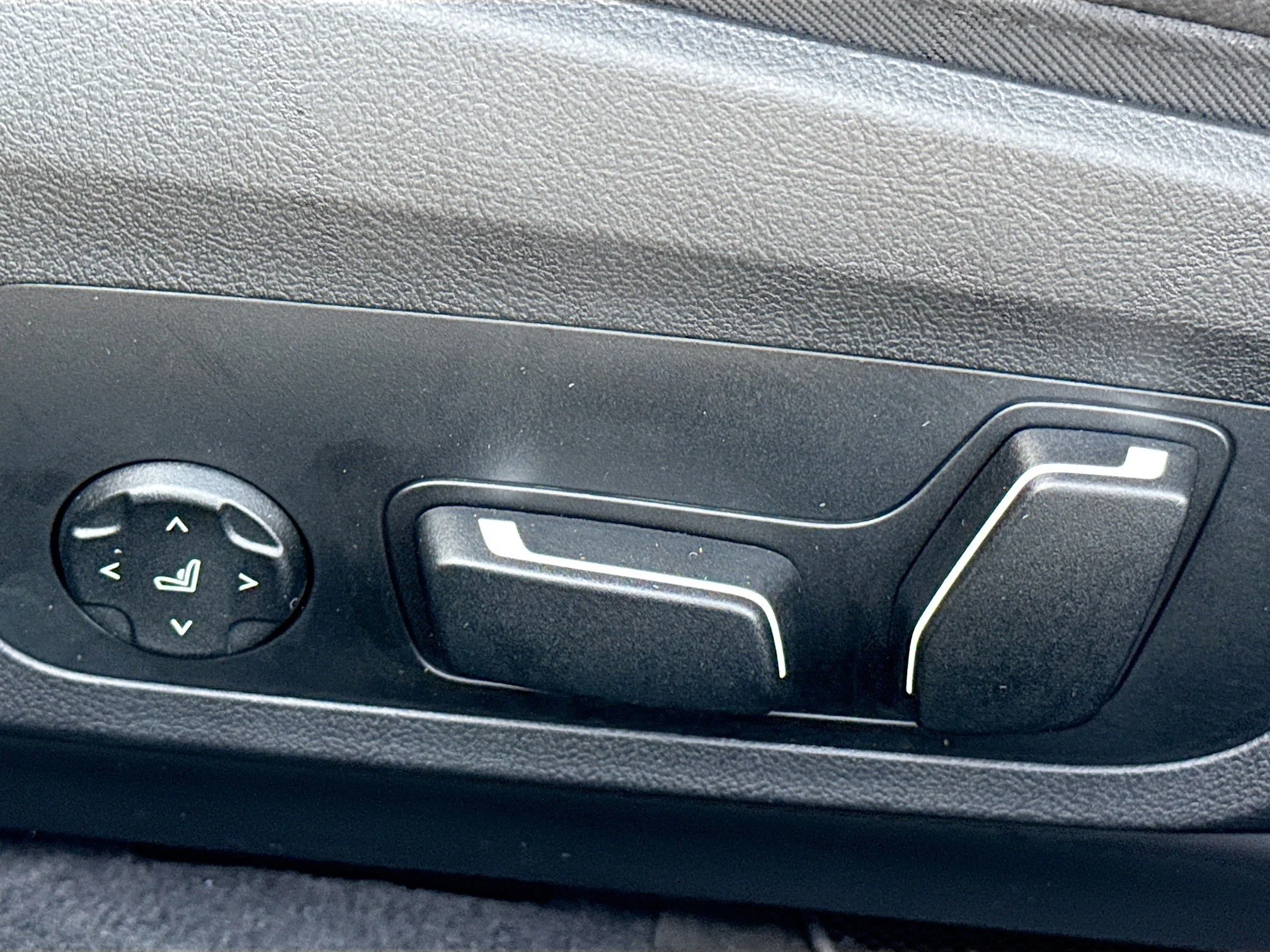 2026 BMW 4 Series M440i - Photo 24