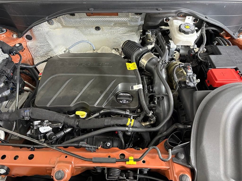Used 2023 Orange Buick Preferred image 39