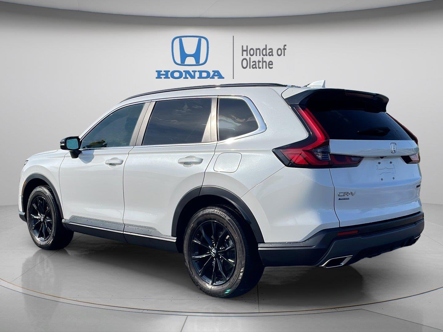 Certified Used 2023 Platinum White Pearl Honda HYB AWD SPORT BD image 5
