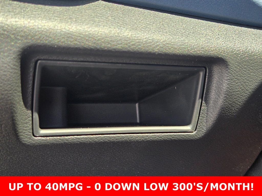 2025 Nissan Versa Sedan SV - Photo 26