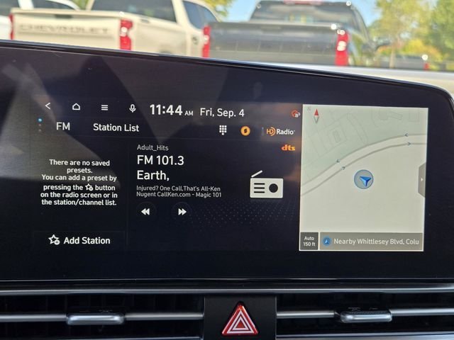 Used 2025 Blue Hyundai SEL Convenience image 28