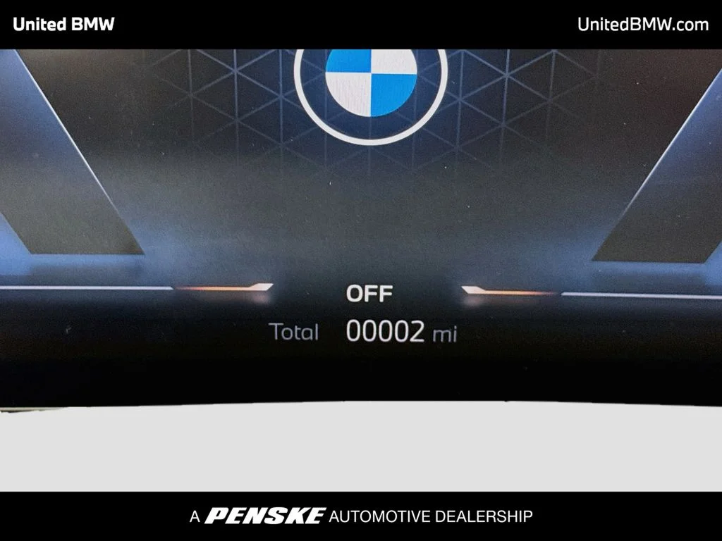New 2026 Alpine White BMW sDrive40i image 7