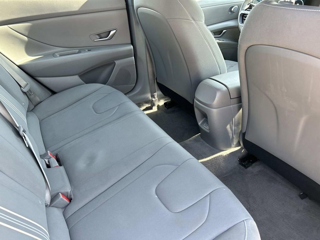Used 2024 Ultimate Red Hyundai SEL image 17