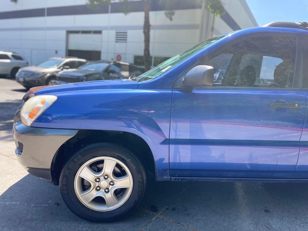 Used 2008 Smart Blue Metallic Kia LX image 7
