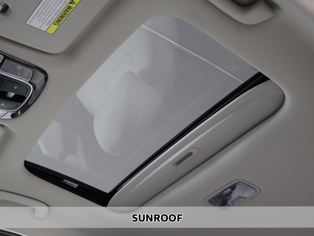 Certified Used 2023 Gray Hyundai SEL image 3