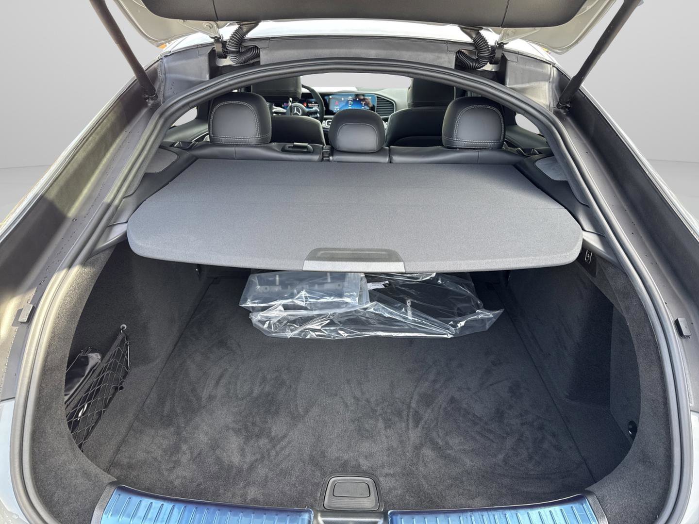 New 2026 MANUFAKTUR Alpine Grey Mercedes-Benz AMG® GLE 53 image 59