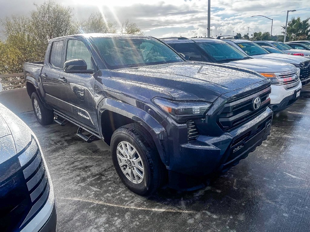 Used 2025 Black Toyota SR5 image 2