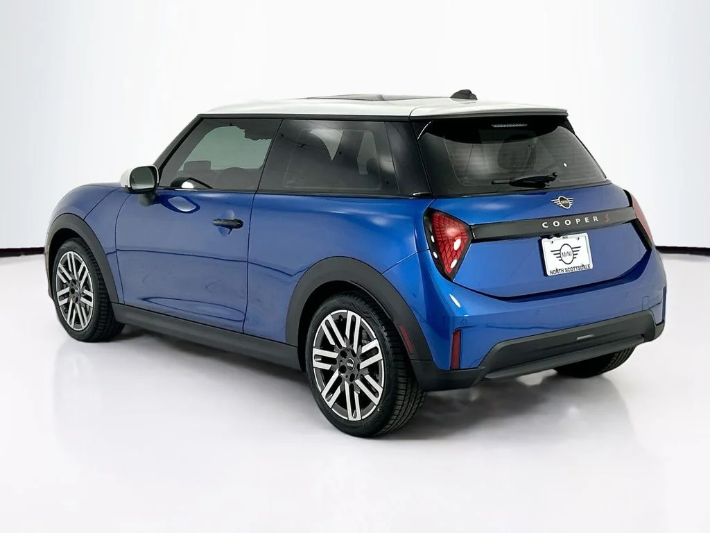 New 2026 Icy Sunshine Blue Metallic MINI Signature Plus image 7
