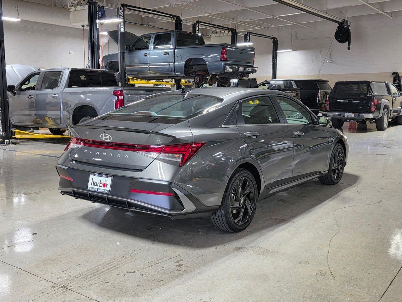 New 2026 Amazon Gray Hyundai SEL Sport image 7