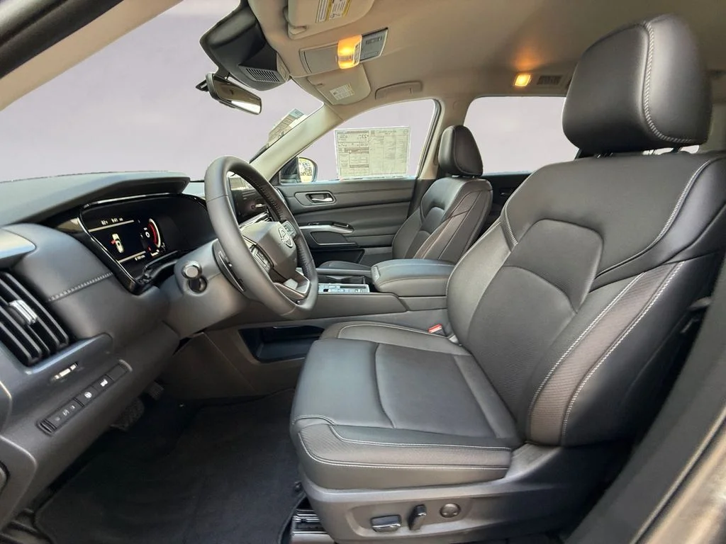 New 2026 Gray Nissan SL image 10