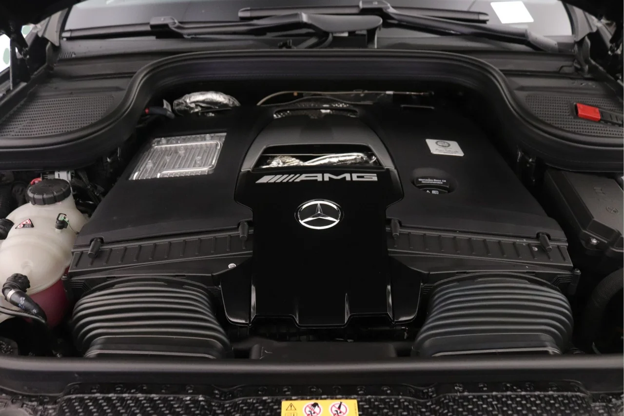 New 2026 Obsidian Black Metallic Mercedes-Benz 63 S AMG® 4MATIC® image 9