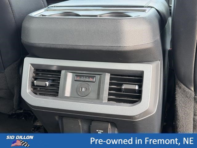 Used 2024 Star White Metallic Tri-Coat Ford LARIAT image 20
