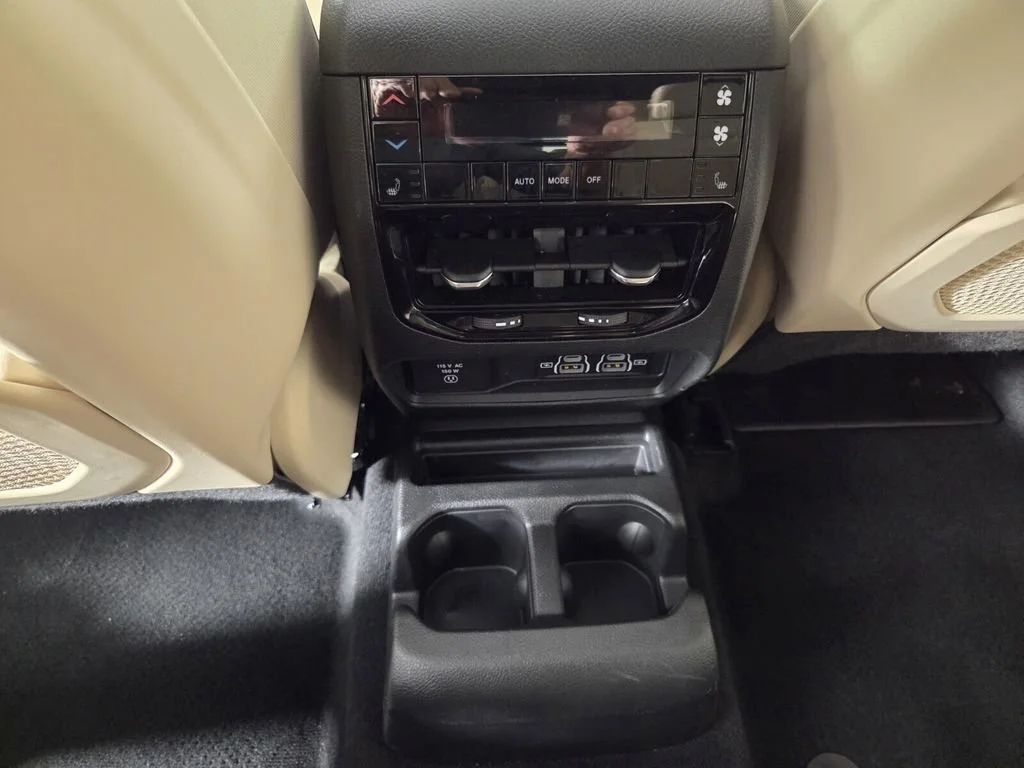 Certified Used 2025 Bright White Clearcoat Jeep Limited image 28