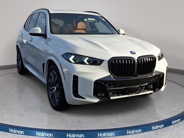 New 2026 Alpine White BMW xDrive50e image 3