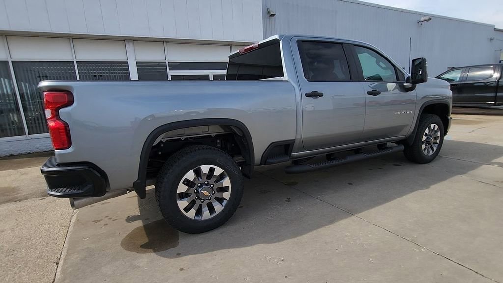 2026 Chevrolet Silverado 2500 HD Custom - Photo 8