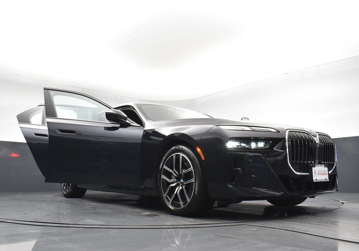 Used 2025 Black BMW 740i xDrive image 36