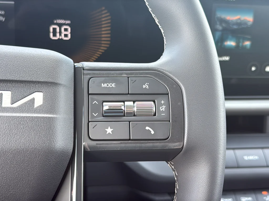 New 2027 Gray Kia S image 17