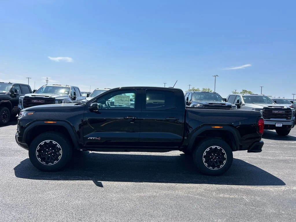 New 2026 Onyx Black GMC AT4 image 7