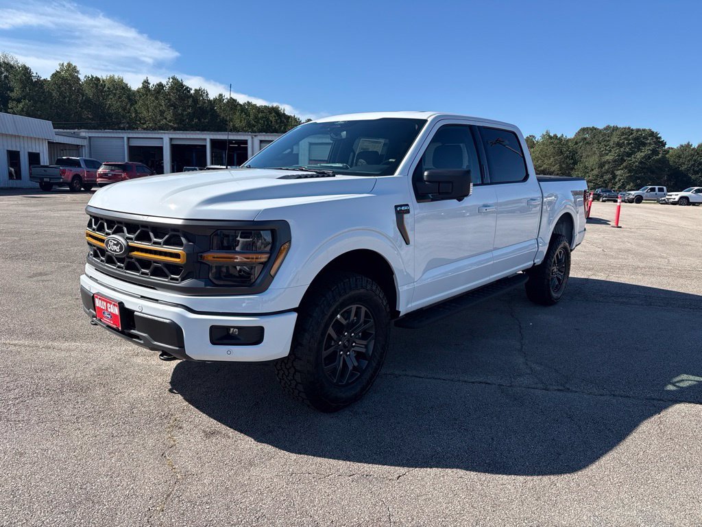 New 2026 Oxford White Ford Tremor® image 4