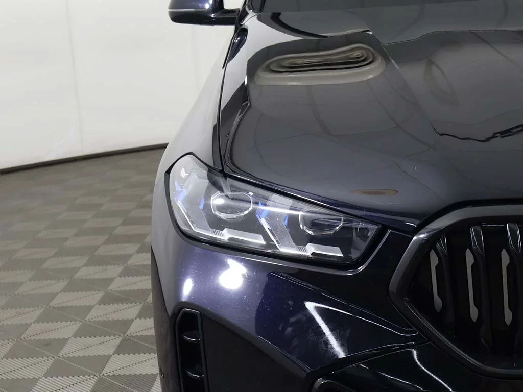 Used 2024 Carbon Black Metallic BMW xDrive40i image 17