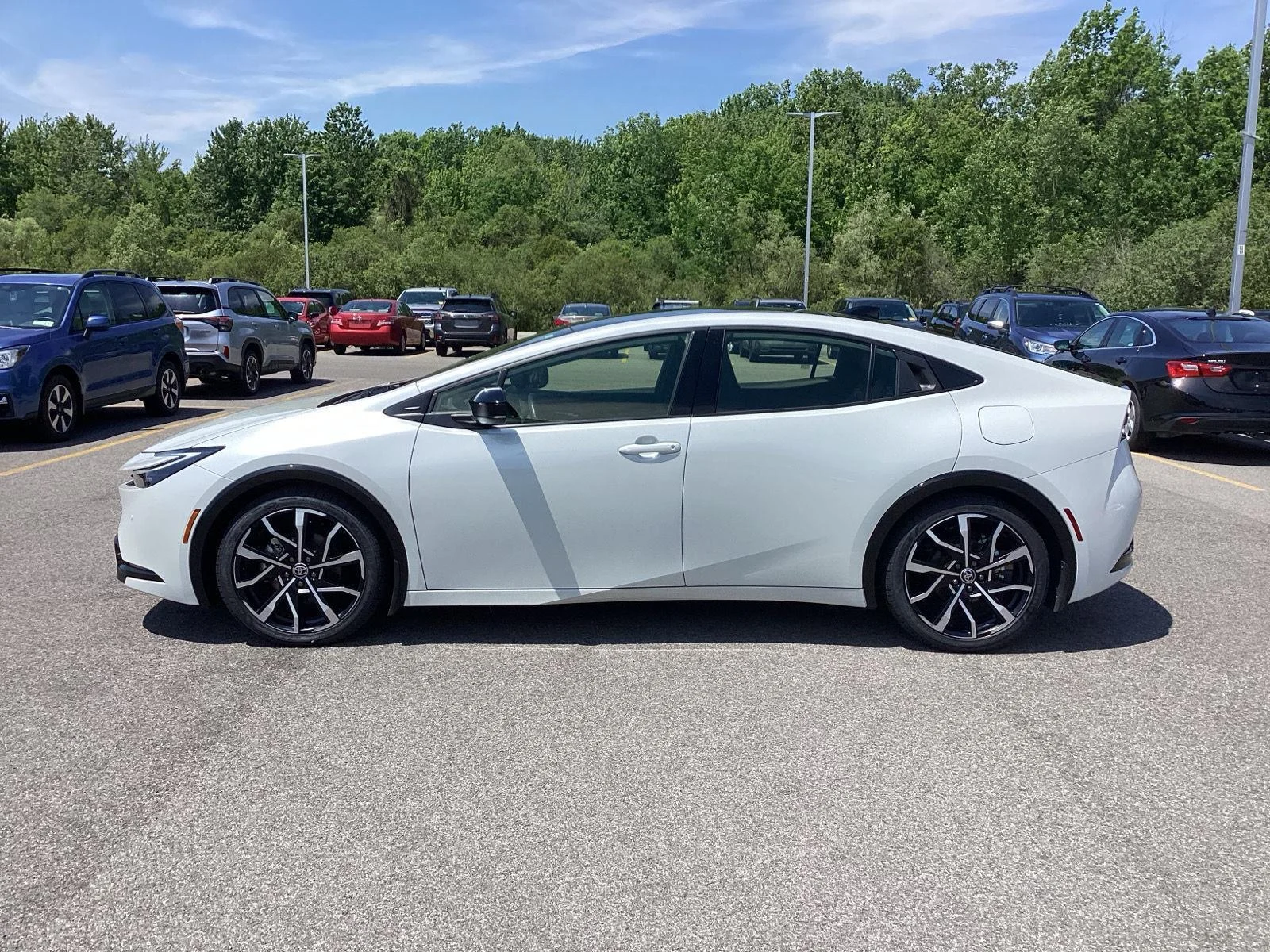 Used 2023 Wind Chill Pearl Toyota XSE image 4