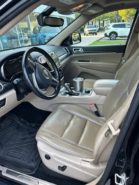 Used 2021 Black Jeep Limited image 10