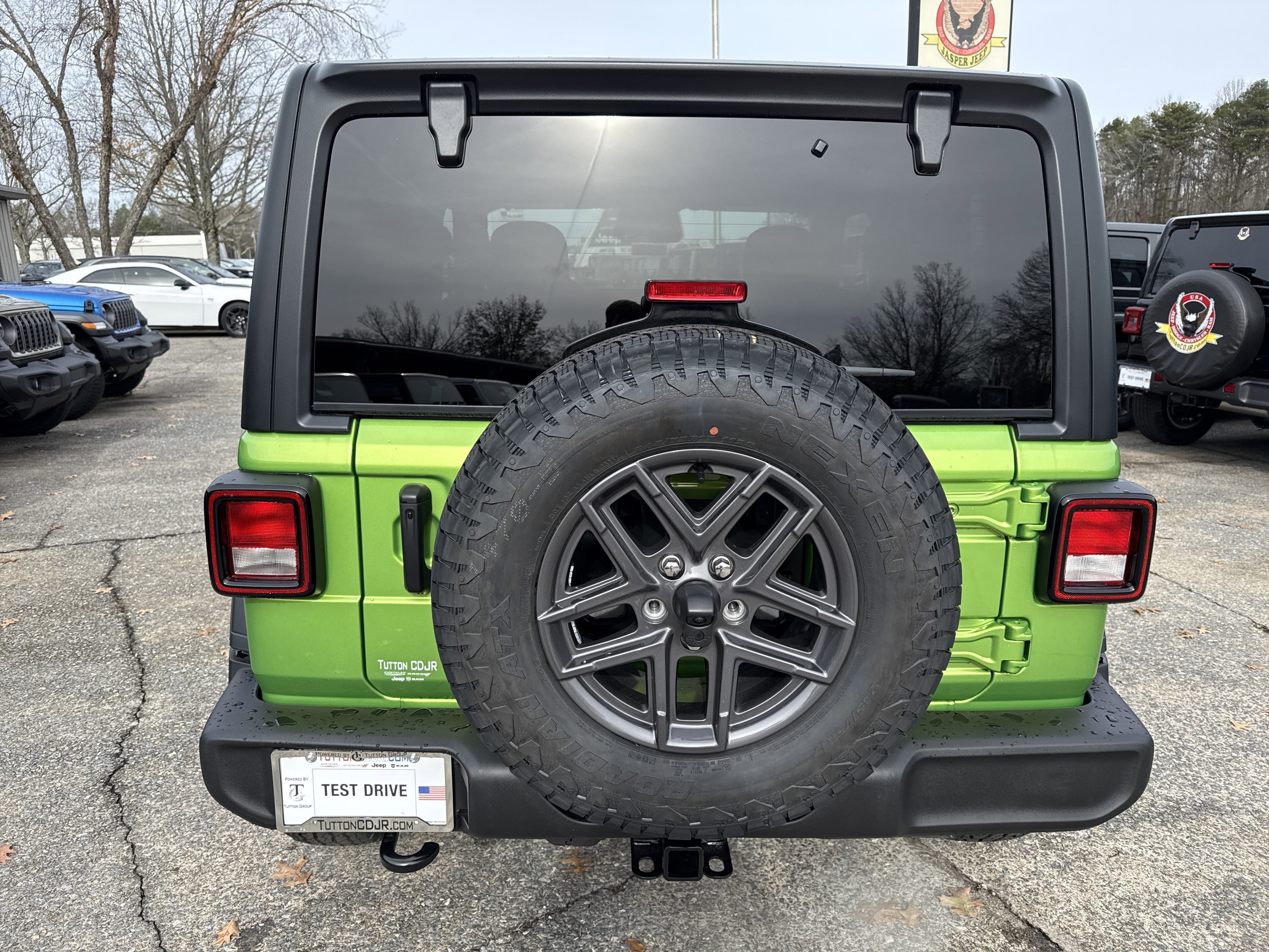 New 2026 Mojito Clearcoat Jeep Sport S image 6